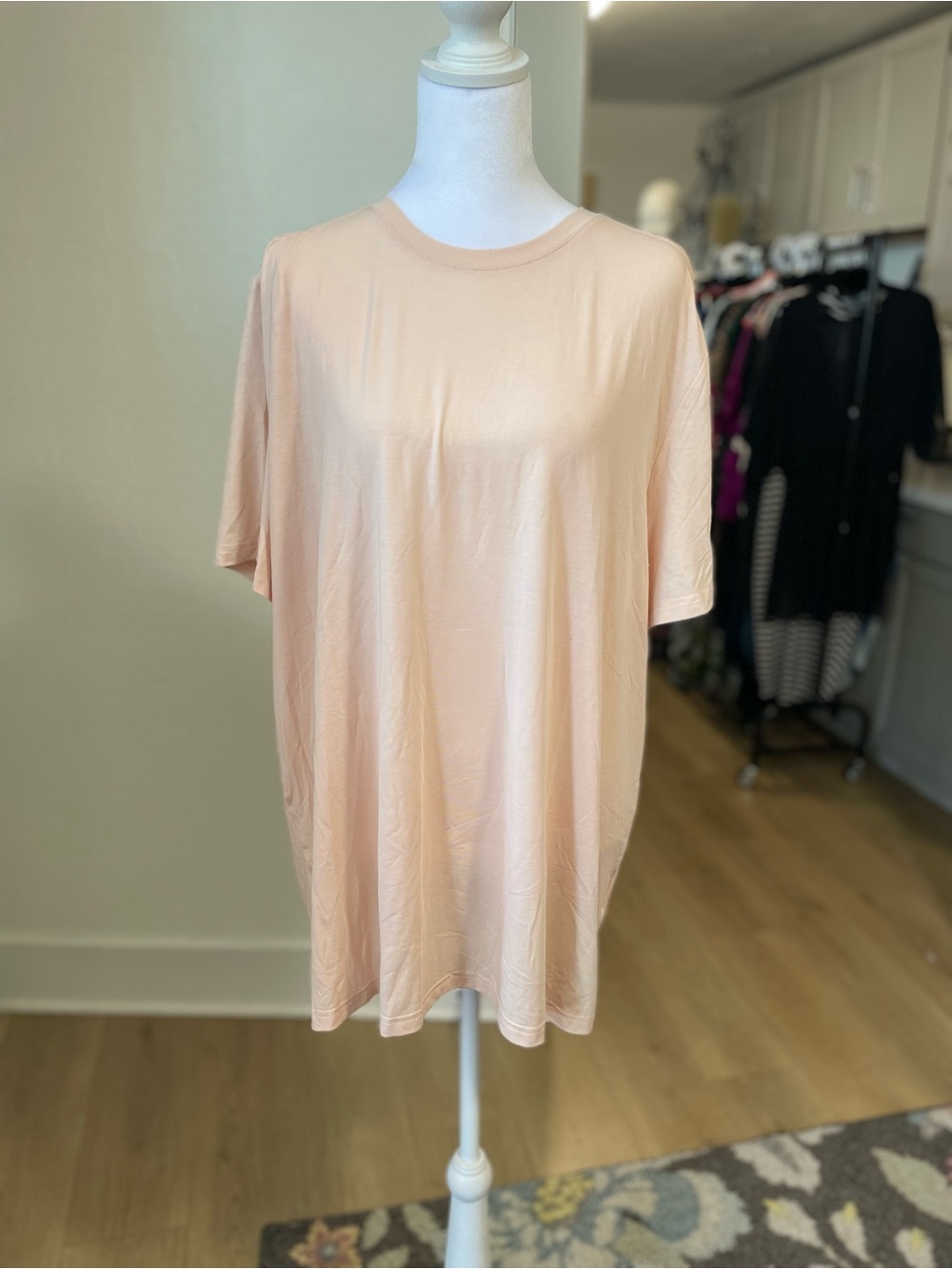 Everyday Relaxed Crewneck Tee - Light Peach